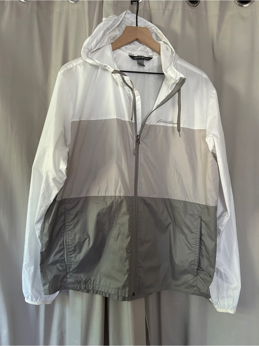Eddie Bauer White, Light Gray & Gray Colorblock Men’s Windbreaker Jacket